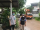ออกเยี่ยมชุมชนต่างๆ พร้อมทั้งให้กำลังใจทีมงานกองช่าง กองสาธารณสุข ที่ออกให้บริการ ซ่อมแซม ไฟฟ้า ถนน ตัดแต่งกิ่งไม้ ขุดลอกคลอง