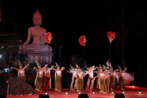 การแสดงศิลปวัฒนธรรมพื้นบ้านการแสดงแสงสีเสียง ในงานนมัสการและพุทธาภิเษกสมโภชพระมงคลมิ่งเมือง ครบรอบ 60 ปี ประจำปี 2569