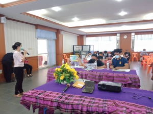 โครงการอบรมหลักสูตรสุขาภิบาลอาหารสำหรับผู้ประกอบการและผู้สัมผัสอาหาร ณ ห้องประชุมชัยมงคลชั้น 3 เทศบาลเมืองอำนาจ(วันที่2)
