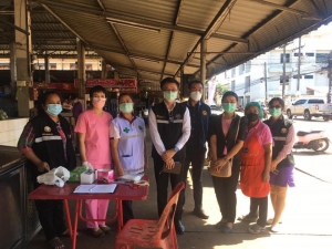 ออกตรวจ. COVID  เชิงรุก  สำหรับผู้ค้าตลาดสดเทศบาลทุกเช้าวันอังคาร (สำหรับผู้ที่ไปขนสินค้าเกษตรต่างพื้นที่)
