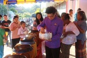 ร่วมทำบุญปีใหม่(บุญเบิกบ้าน)เพื่อความเป็นสิริมงคลแก่ชุมชนของเรา ณ ศาลาประชาคมชุมชนแสนสวาสดิ์พัฒนา