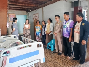 ลงพื้นที่ดำเนินการตาม “นโยบายหมอถึงบ้าน พยาบาลถึงเรือน” ร่วมกับโรงพยาบาลอำนาจเจริญ และได้ออกเยี่ยมและให้กำลังใจผู้ป่วยติดเตียง ผู้มีภาวะพึ่งพิงที่อยู่ในการดูแล จ