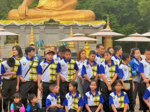 ไหว้ขอพร พระมงคลมิ่งเมือง ก่อนเดินทางไปเข้าร่วมการแข่งขันกีฬา อปท. ภาคตะวันออกเฉียงเหนือ ประจำปี 2568 &quot;ย่าโม โคราชเกมส์&quot; ณ จังหวัดนครราชสีมา
